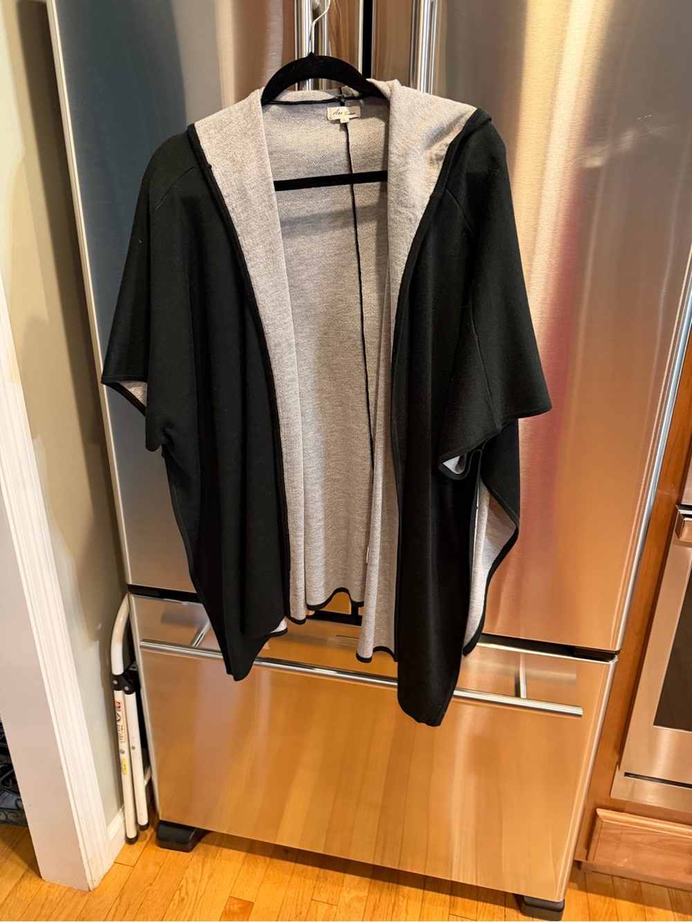 Reversible Hooded Poncho - Black & Light Gray